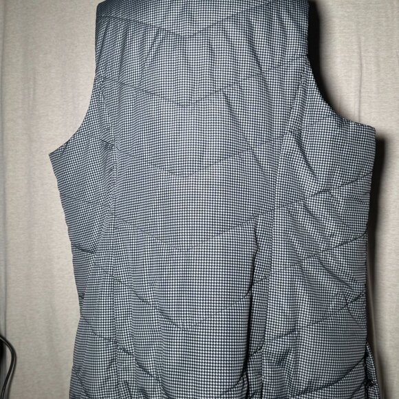 Vest - Picture 2 of 2